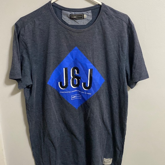 Jack and jones tshirt - Picture 1 of 2